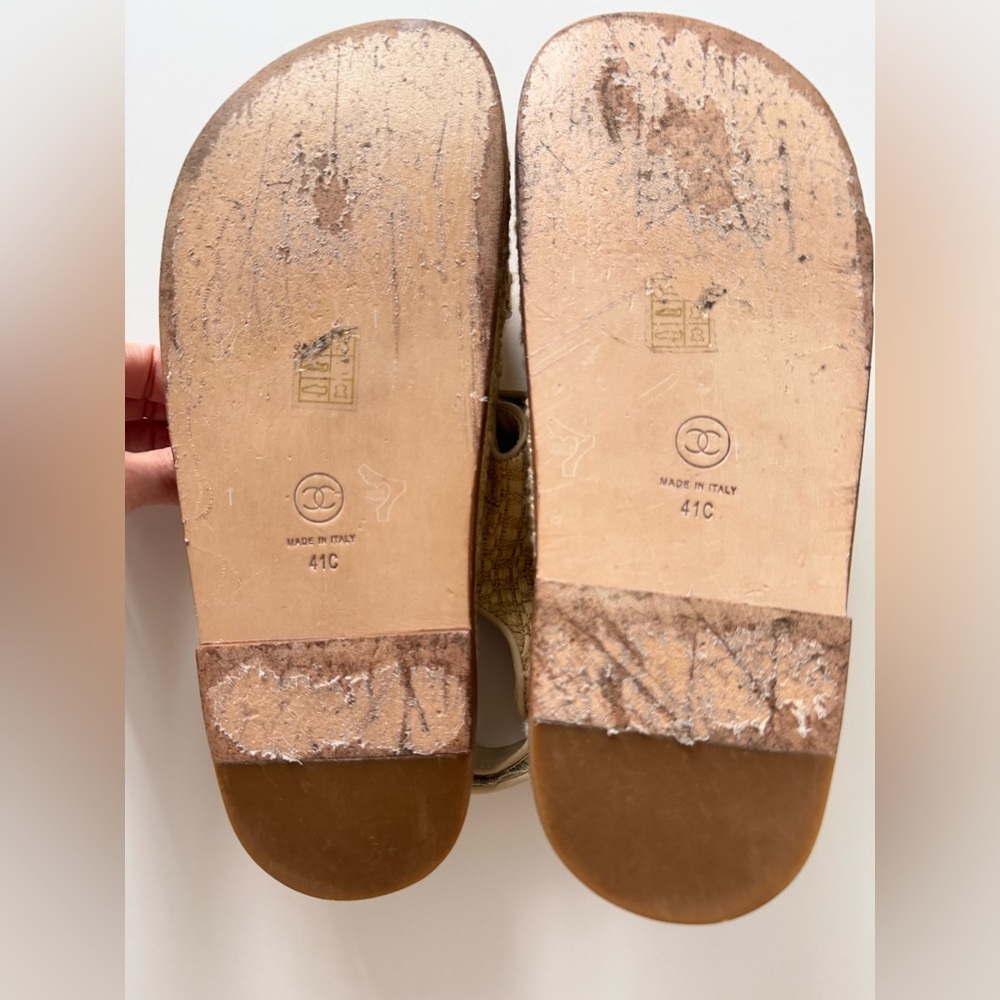 CHANEL Raffia Dad Sandals Size 41C - Picture 4 of 7